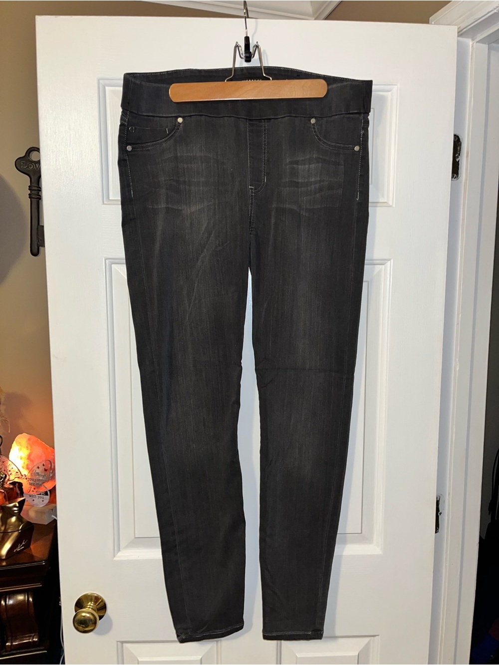 Liverpool Gray Women’s Stretch Denim Leggings